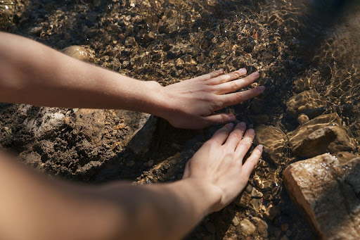 The Meaning of Heaving and Squeezing in Soil and Structural Engineering