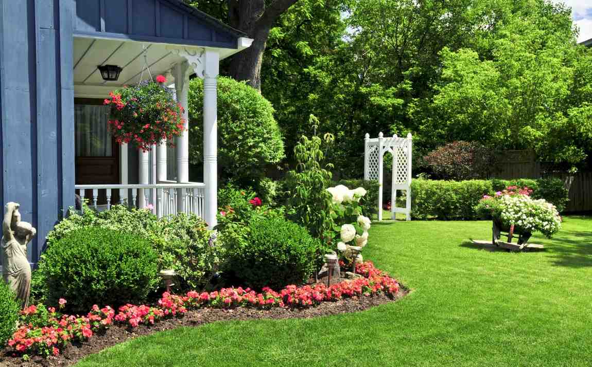 Core Principles of Minimalist Landscape Design