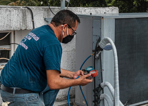 Selecting the Right HVAC Technician