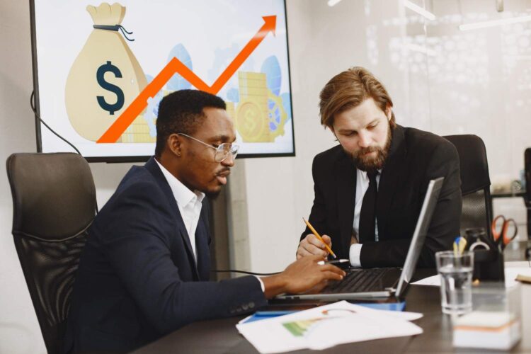 Support Your Financial Future with a Wealth Advisor Near Chicago