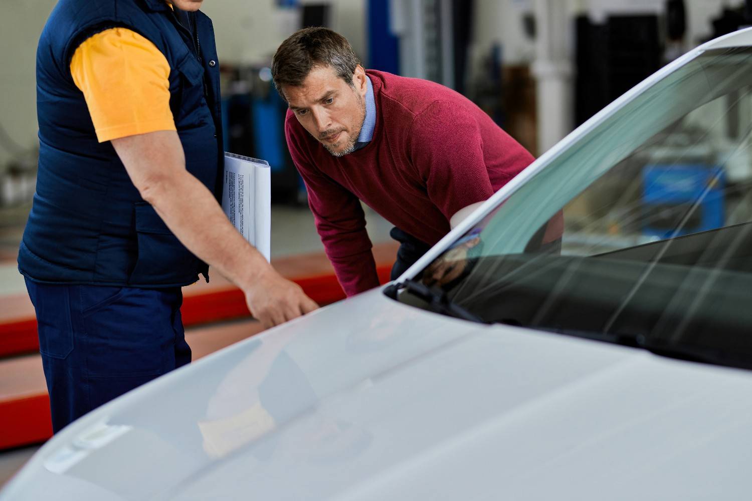 Choosing the Right Auto Glass Provider