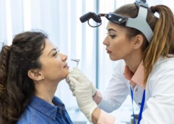 Choosing the Right Rhinoplasty Surgeon for a Perfect Nose Reshaping