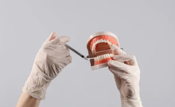 Smiling Bright - How to Choose the Right Dental Treatment